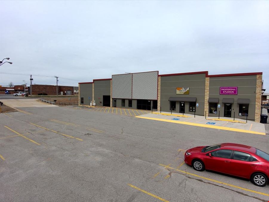 8921 Northwest Expwy, Oklahoma City, OK 73162